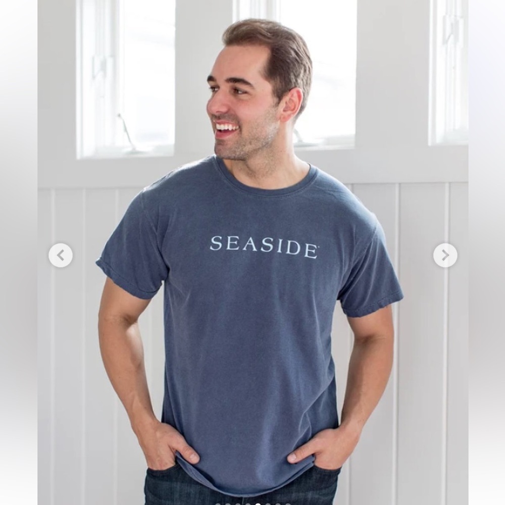 The Seaside Style navy tee t-shirt short sleeve sandy floors unisex men’s faded